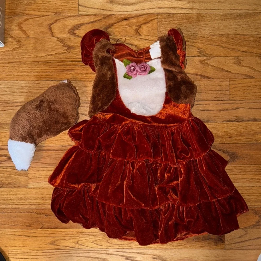 ❄️Adorable Dreamgirl Kids Fuzzy fox Costume size‎ small w/detachable tail